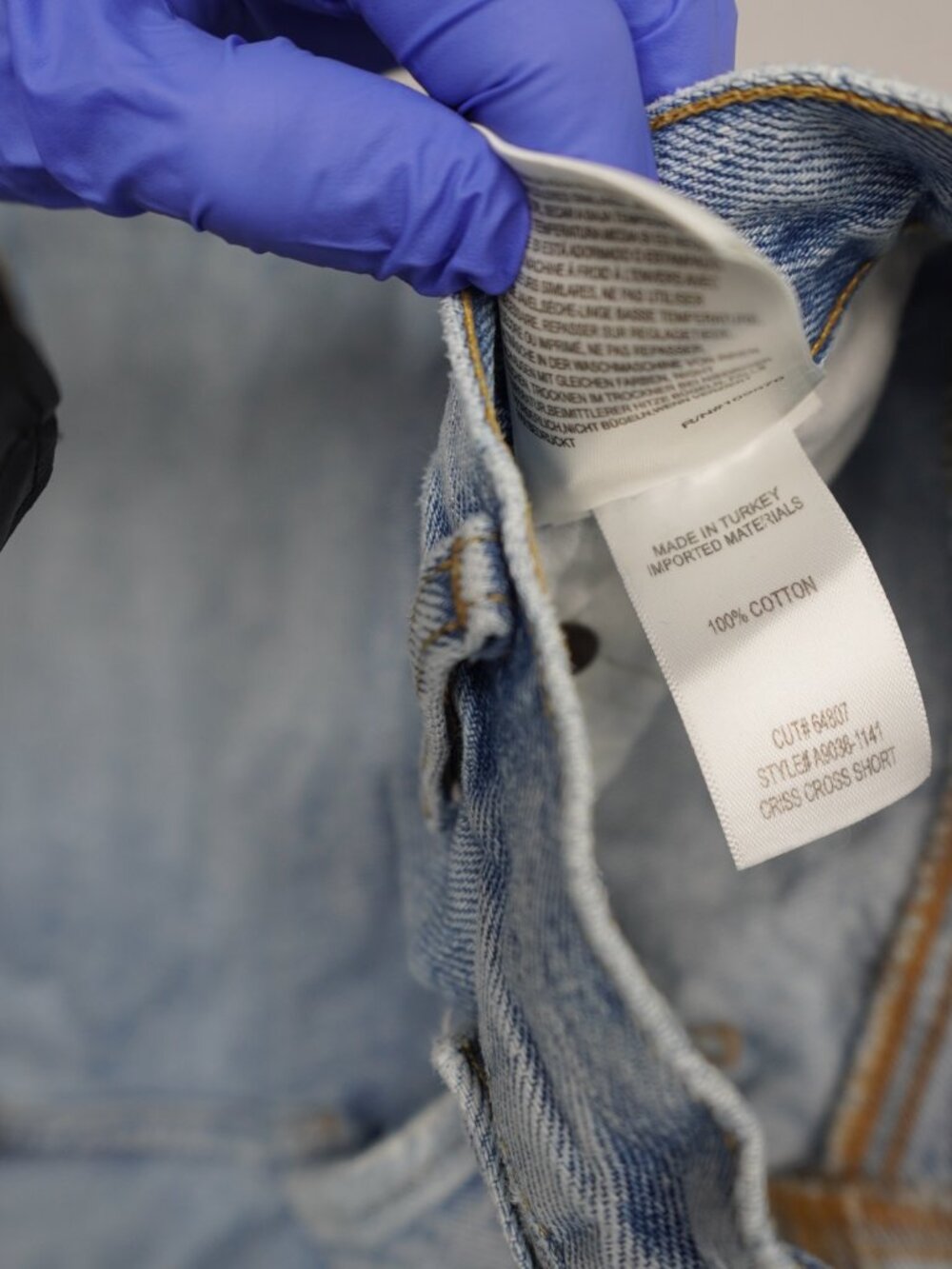 AGOLDE Criss Cross Jean Shorts in Symbol Size 23 - Picture 8 of 12
